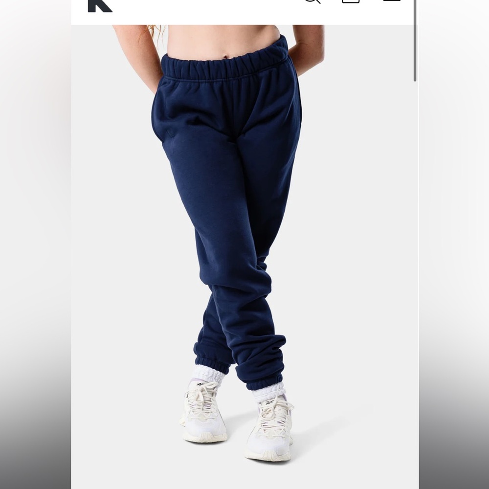 NWT Kamo Fitness Cozy Tec Sweatpants